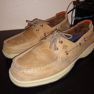 Sperry boat shoes